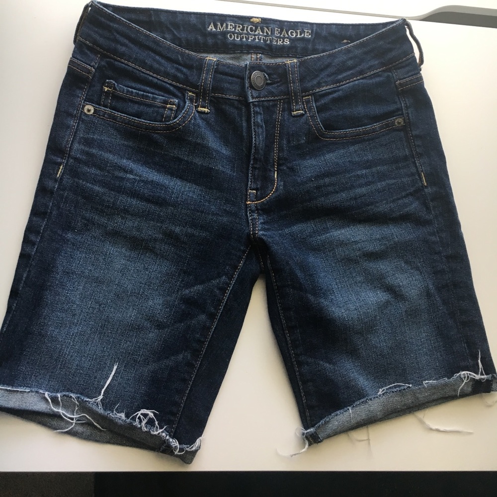 AE Bermuda shorts
